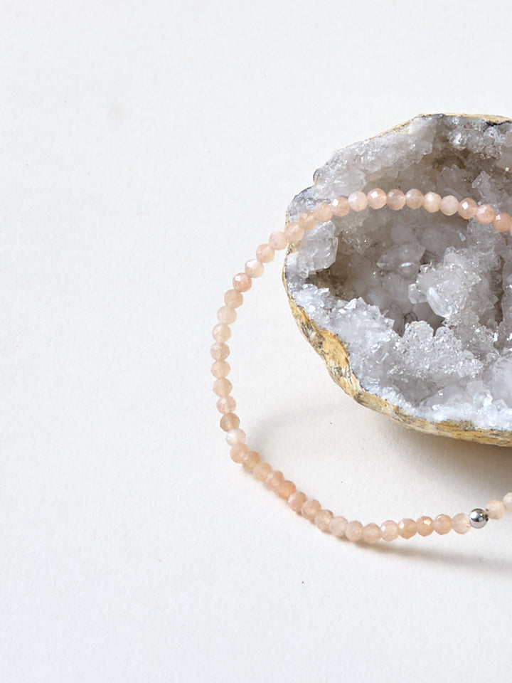 Mondstein Armband aprikot