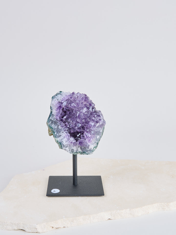 Amethyst Druse auf Ständer