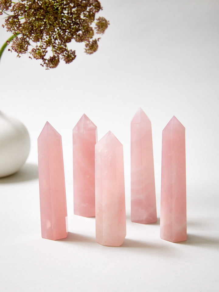 Rosenquarz Obelisk