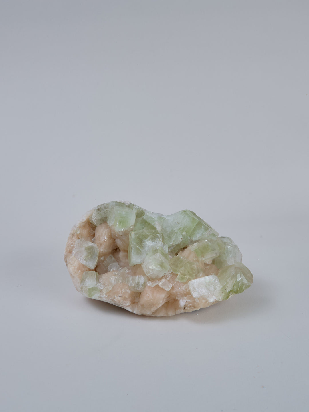 Apophylith Stufe grün mit Stilbite