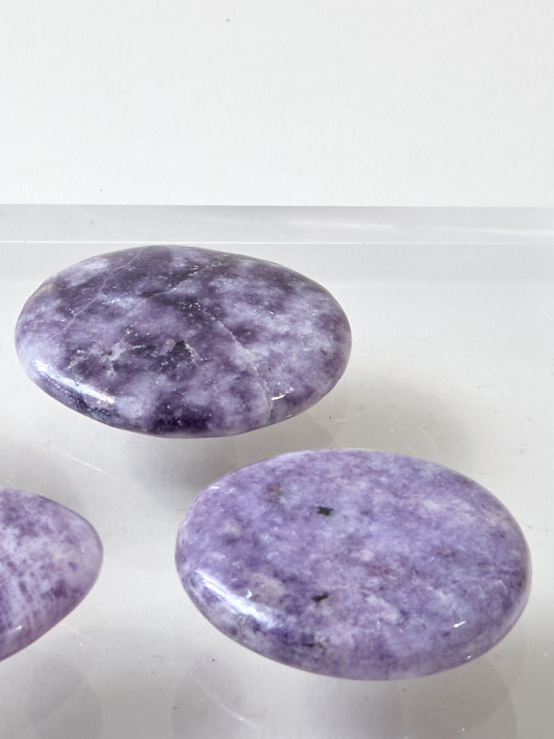 Lepidolith Trommelstein