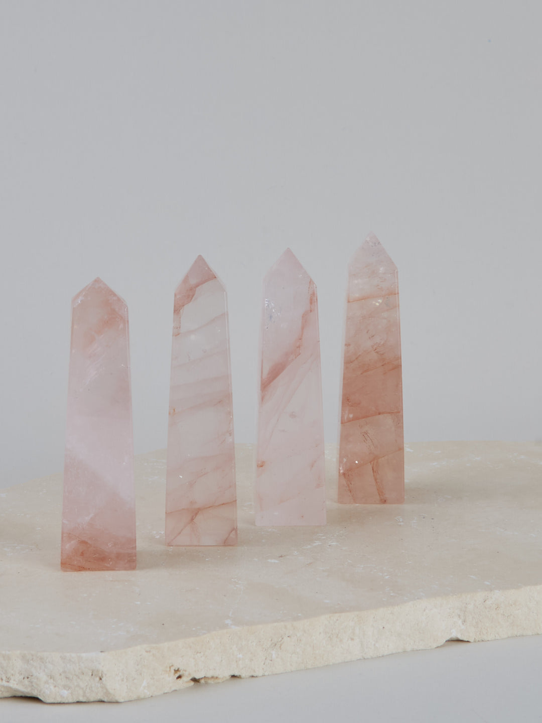 Red Healer Obelisk / Turm