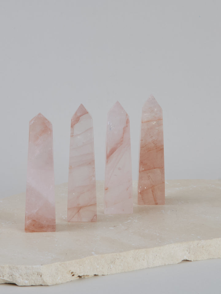 Red Healer Obelisk / Turm