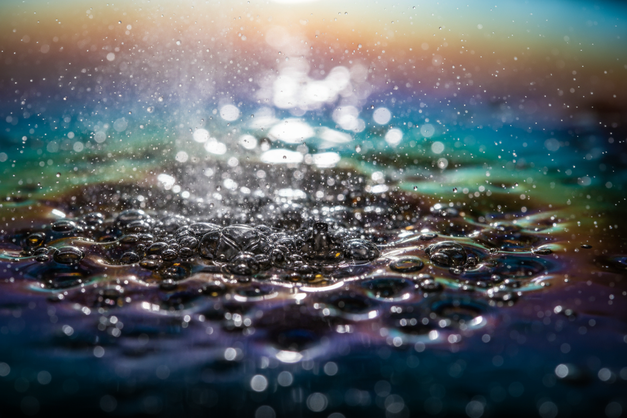 Benötige ein Bild aus zwei Texturen: Spray meets Öl im Close-Up