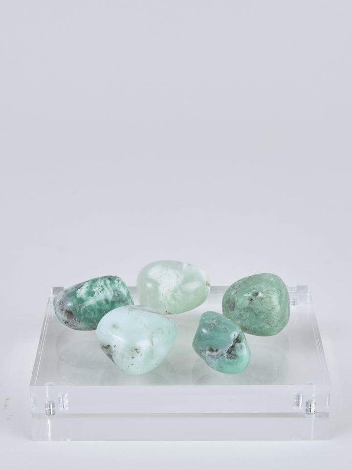 Chrysopras mit Einschlüssen