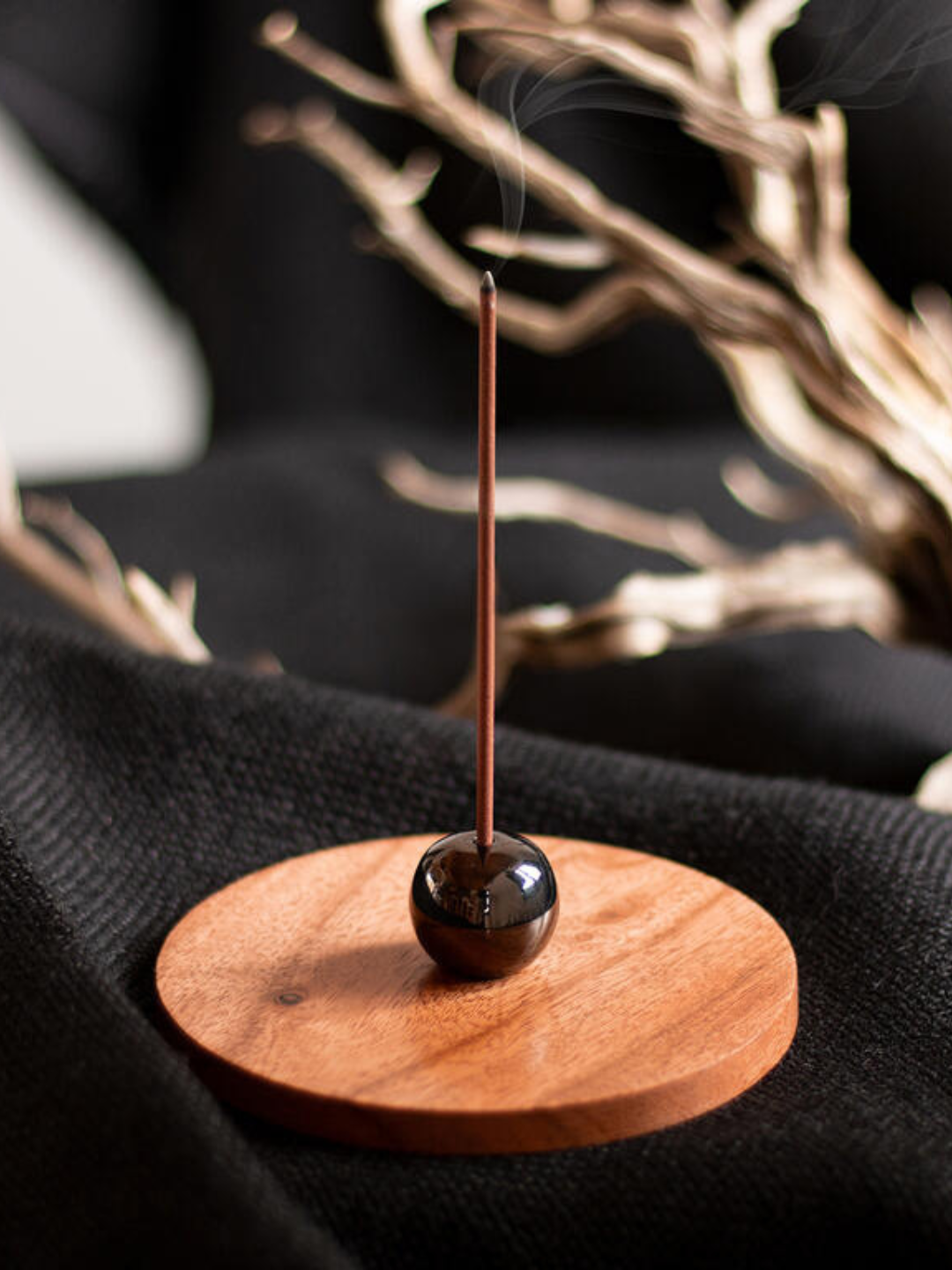 Sonne/Mond Räucherstäbchenhalter schwarz